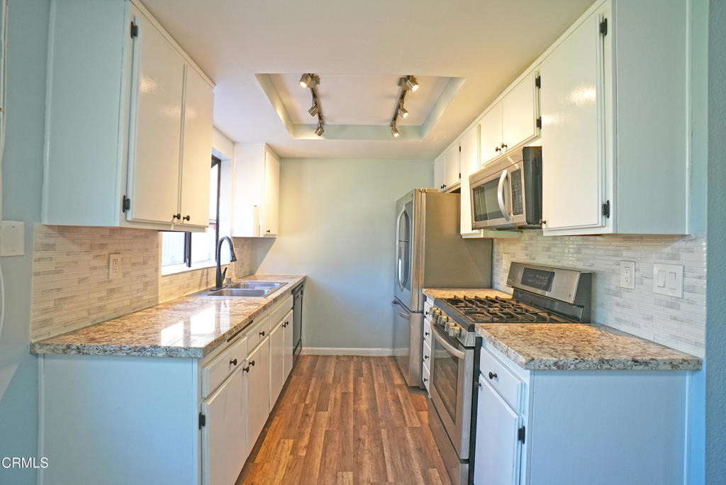 434 N Oakland Avenue - Photo 4