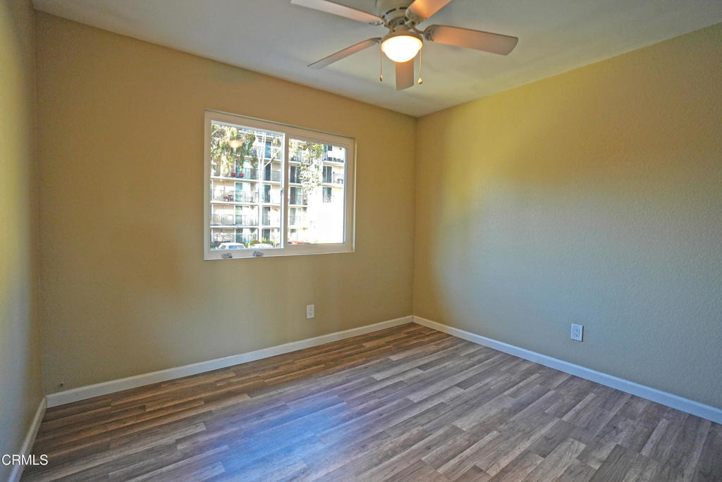 434 N Oakland Avenue - Photo 11