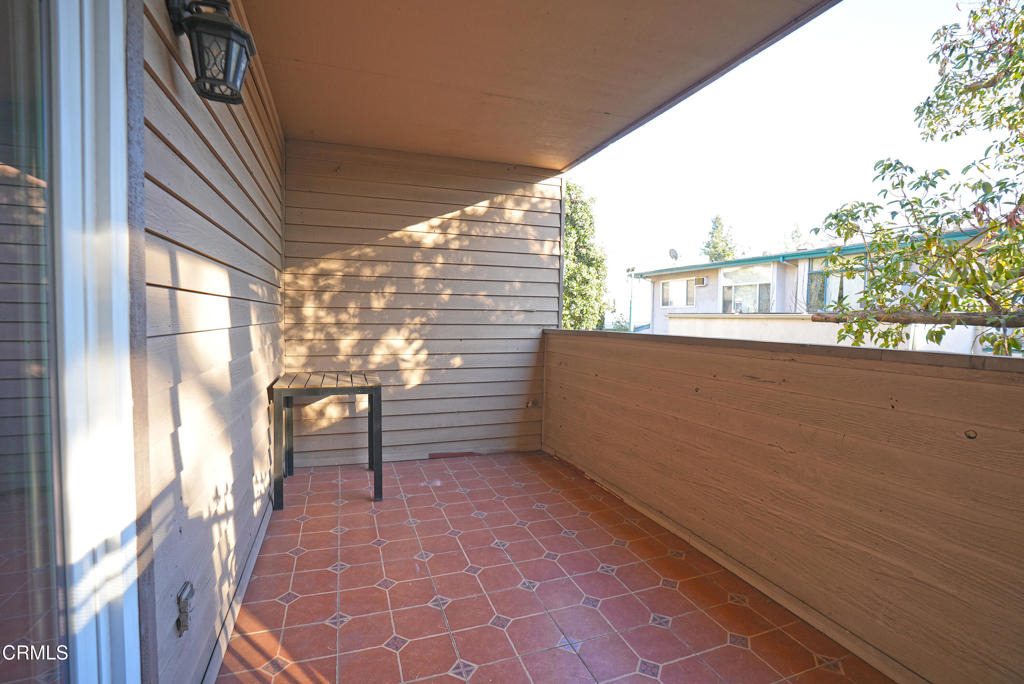 434 N Oakland Avenue - Photo 2