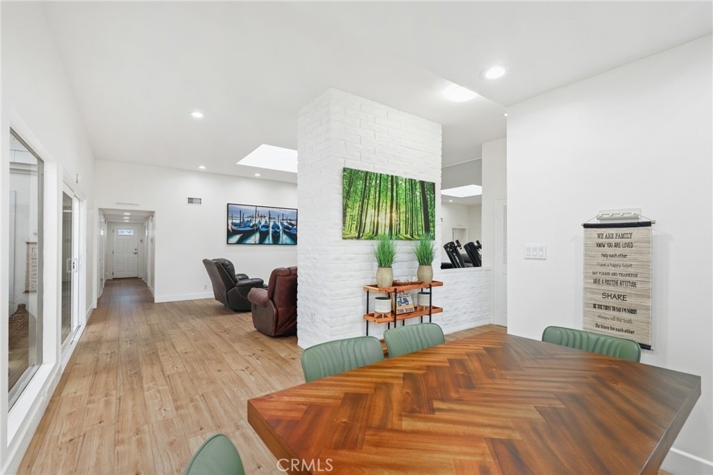 24 Rockrose - Photo 7