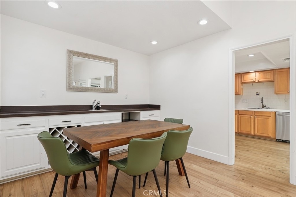 24 Rockrose - Photo 6