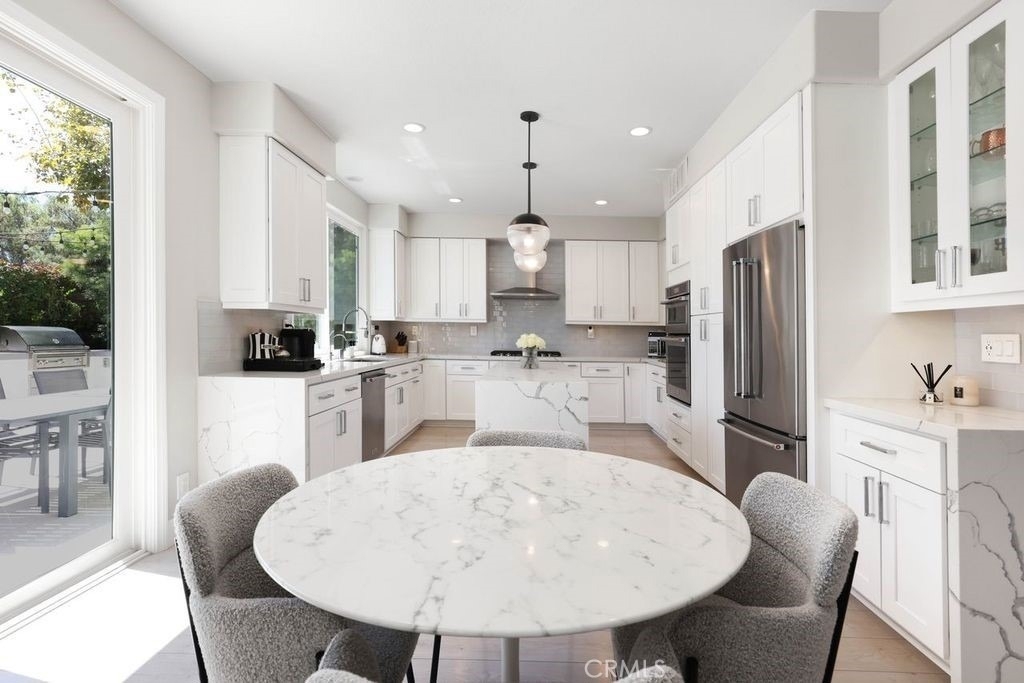 57 Laurelhurst - Photo 11