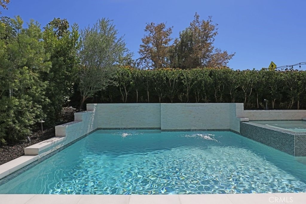 57 Laurelhurst - Photo 32