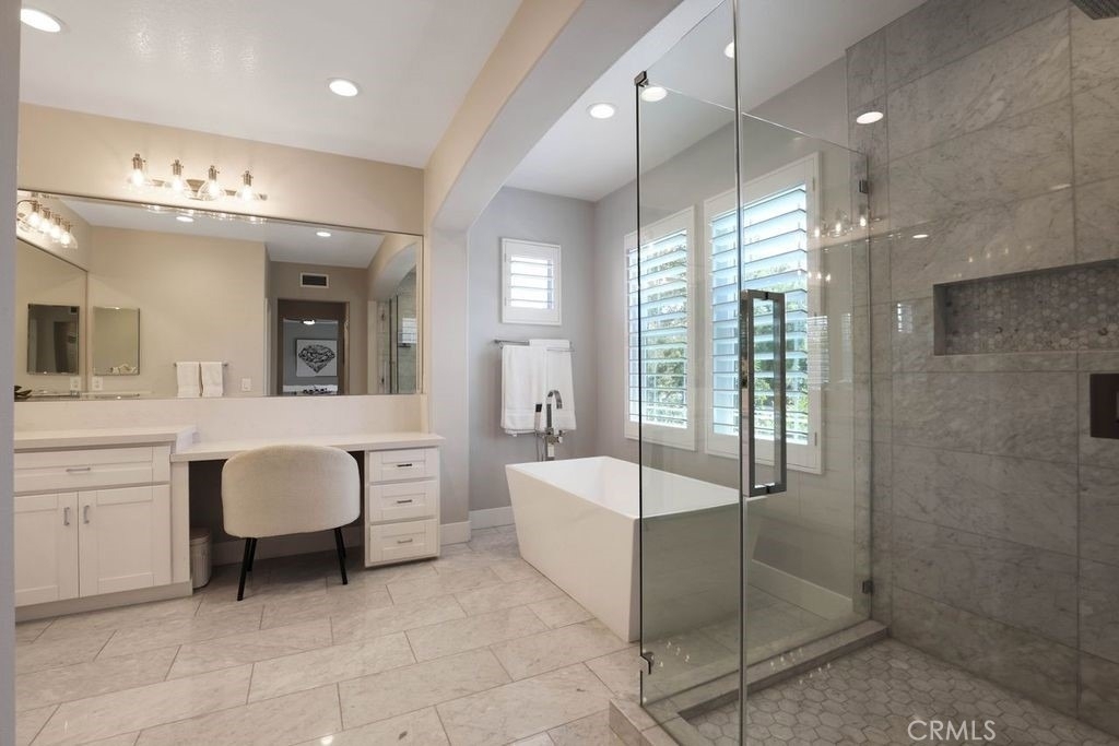 57 Laurelhurst - Photo 22