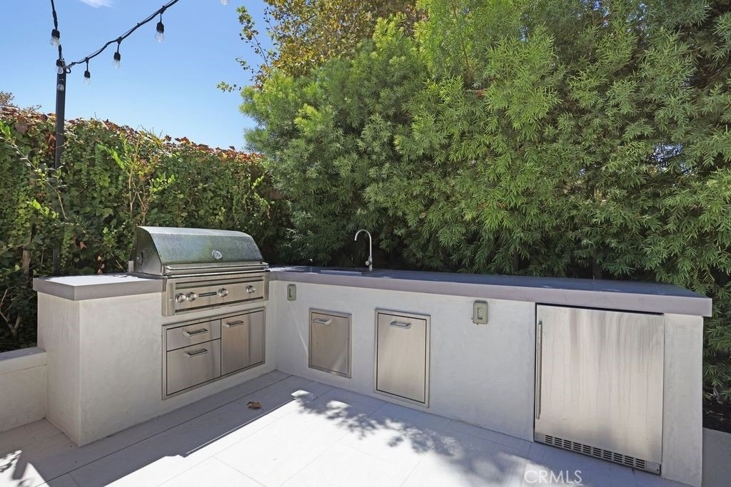 57 Laurelhurst - Photo 36