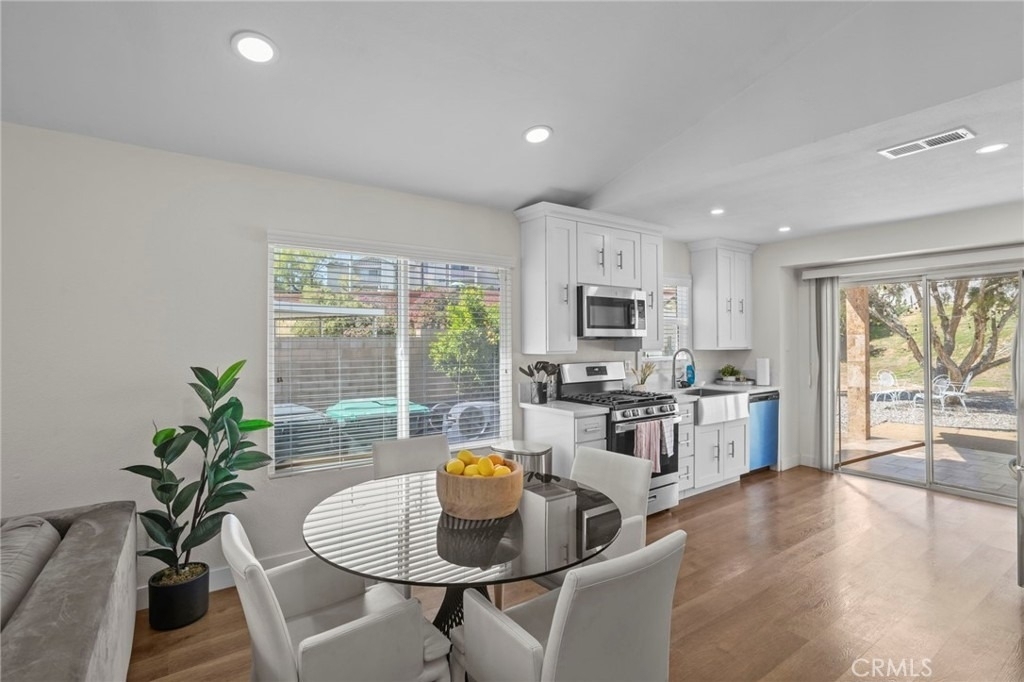 23020 Mansfield Lane - Photo 5