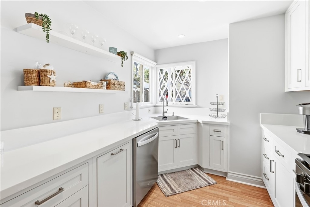 2104 E Ocean - Photo 13