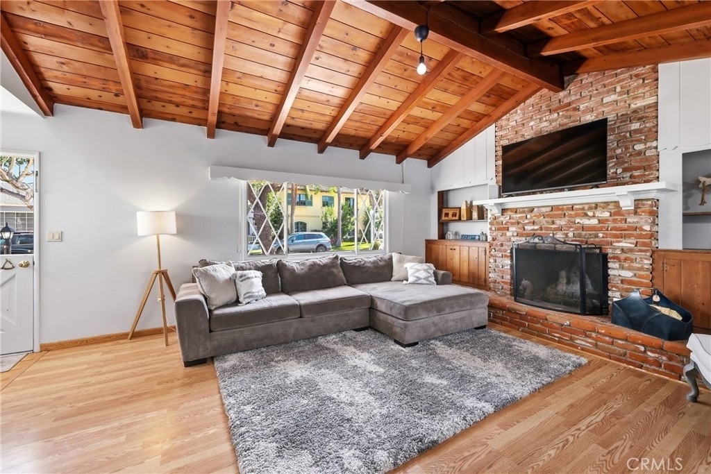 2104 E Ocean - Photo 6