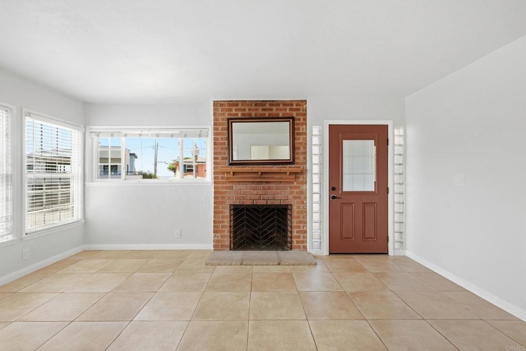 4879 Dixie Drive - Photo 16