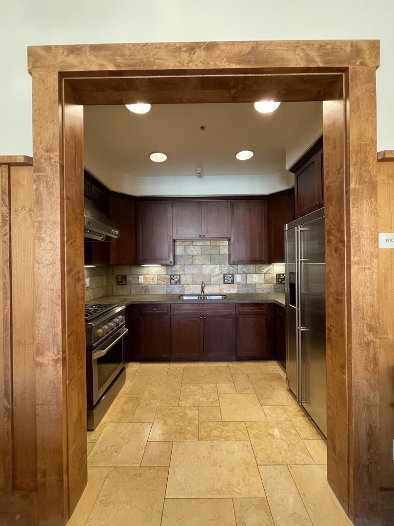 2881 Meridian Avenue - Photo 19