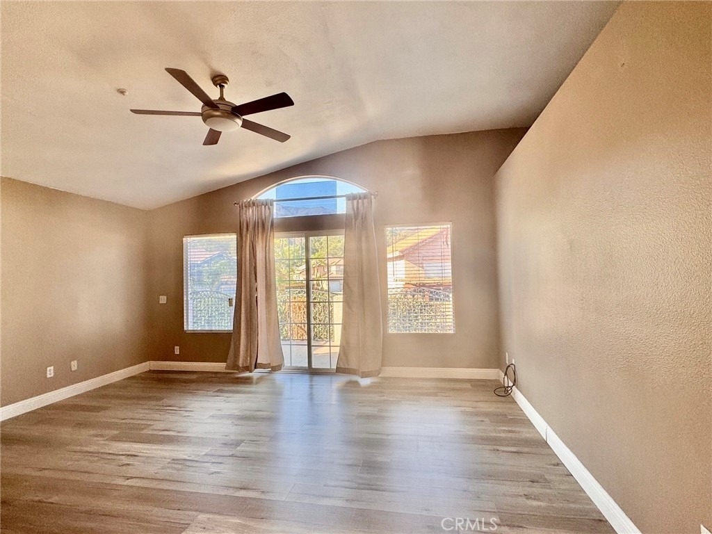 14880 Southend Street - Photo 10