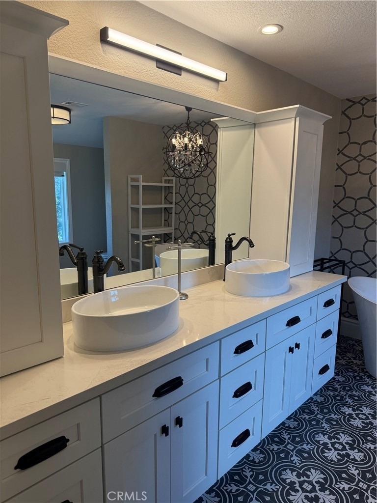 637 Golden West - Photo 14