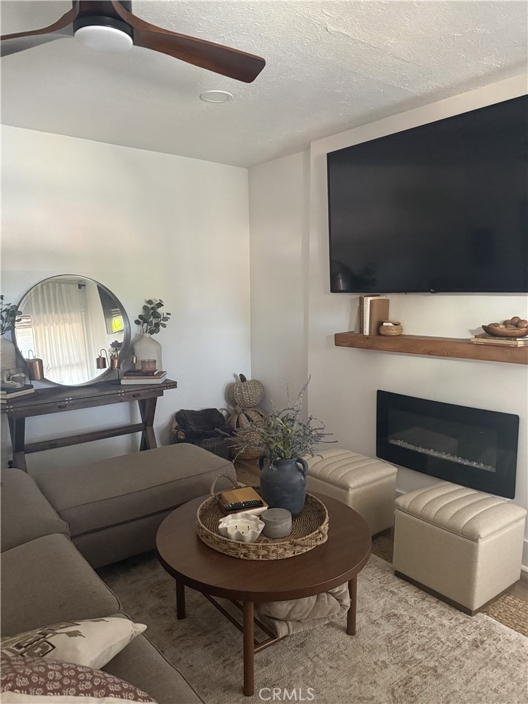 326 E Canyon Blvd - Photo 4