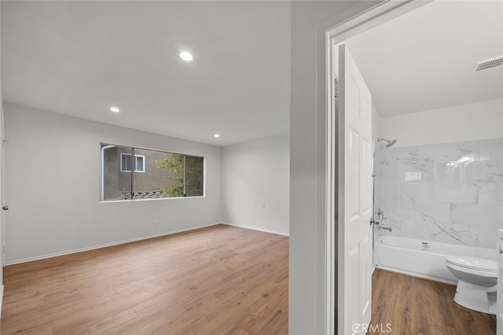 731 E Cypress Avenue - Photo 14