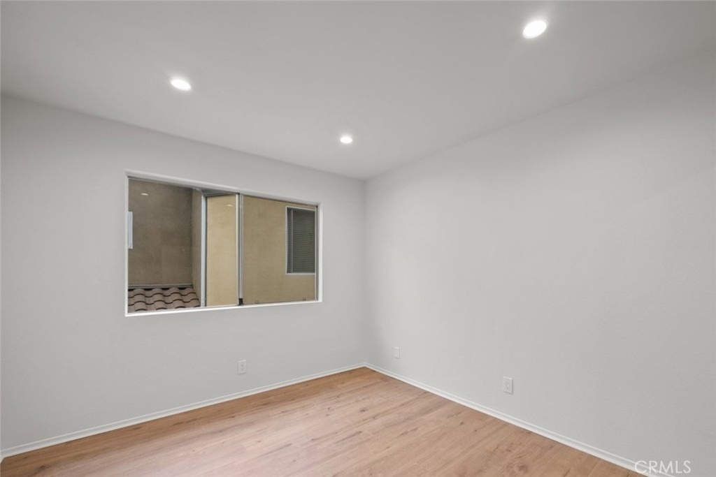 731 E Cypress Avenue - Photo 19