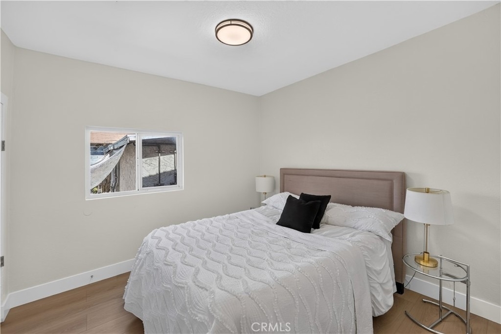 248 W N - Photo 29