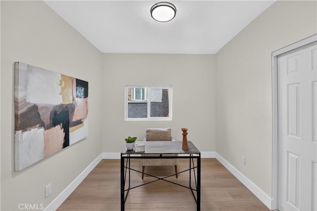 248 W N - Photo 22