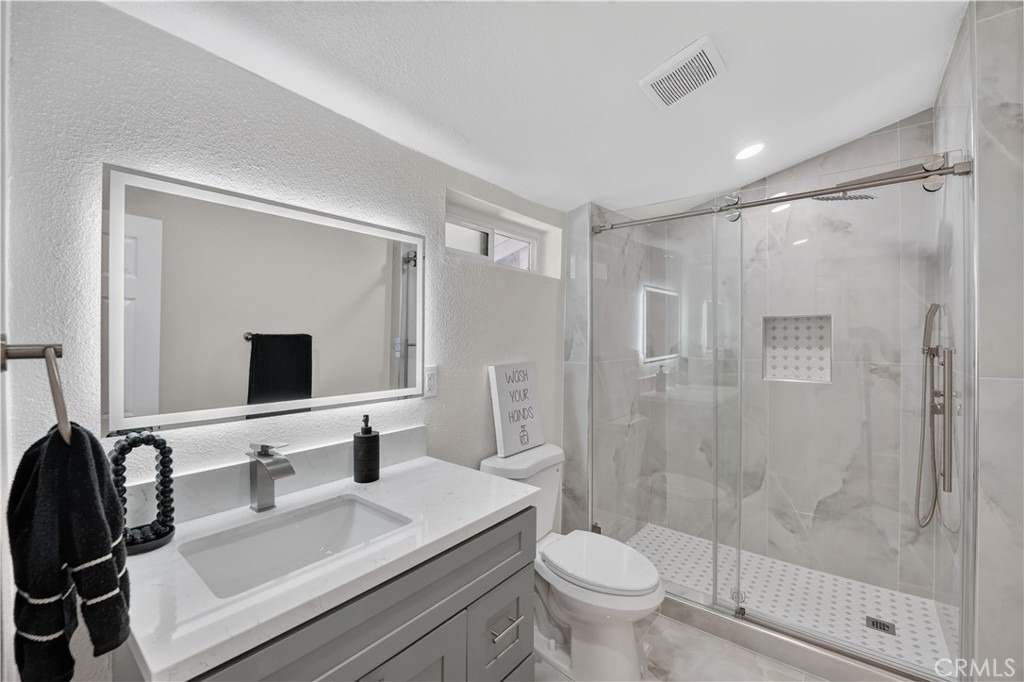 248 W N - Photo 28