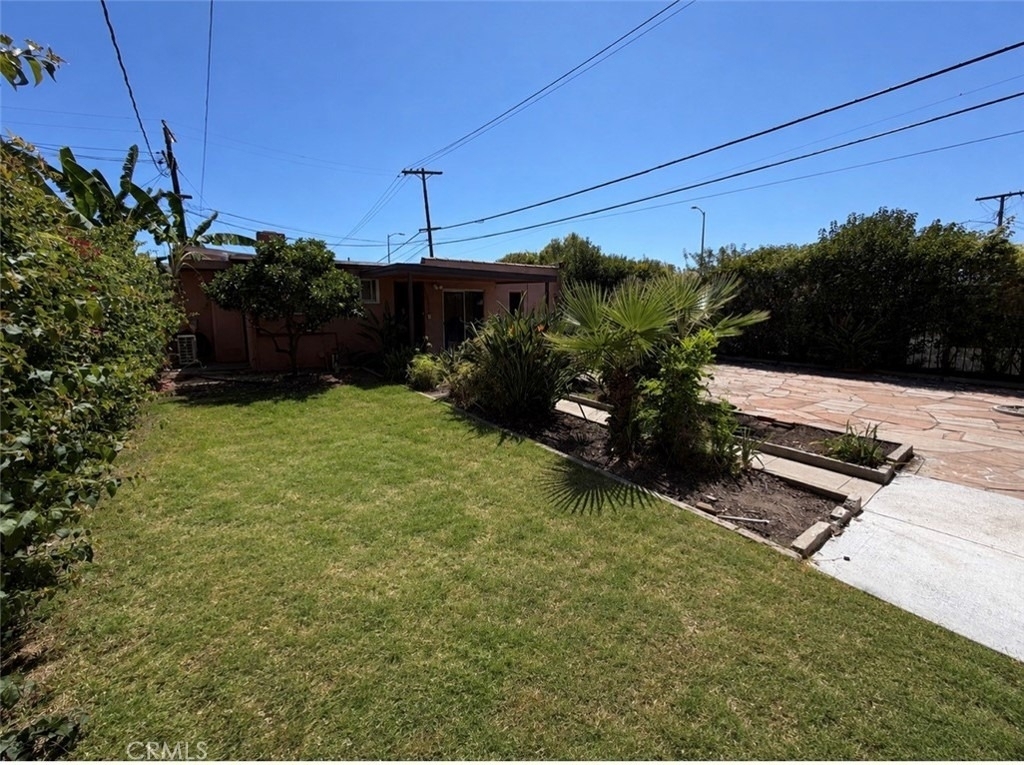 656 W 117th - Photo 23