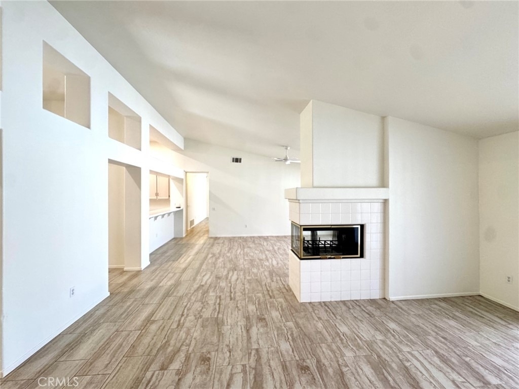 12789 Yorkshire Drive - Photo 4