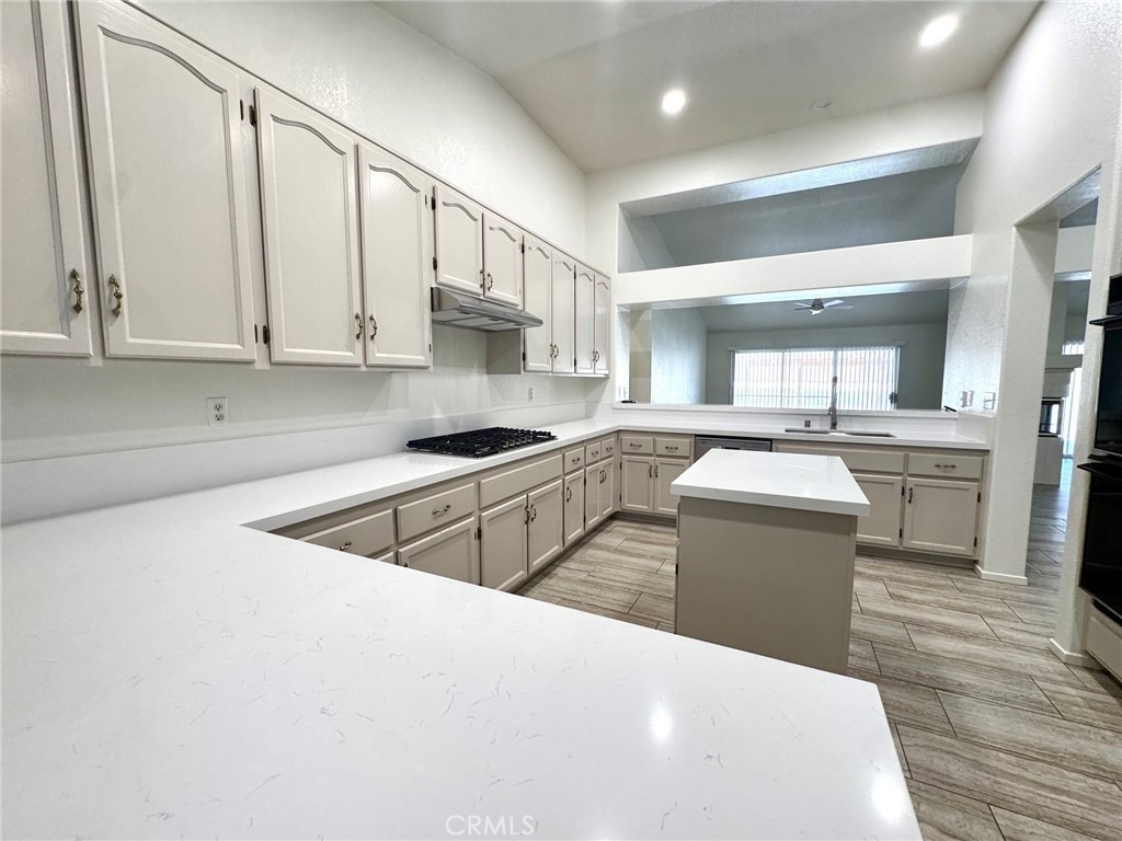 12789 Yorkshire Drive - Photo 7