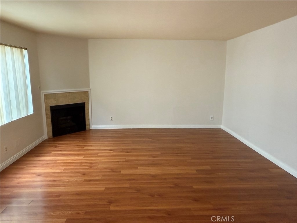 14758 Magnolia Blvd - Photo 1