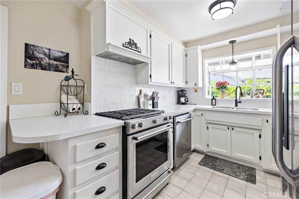 431 N Vermont Avenue - Photo 12