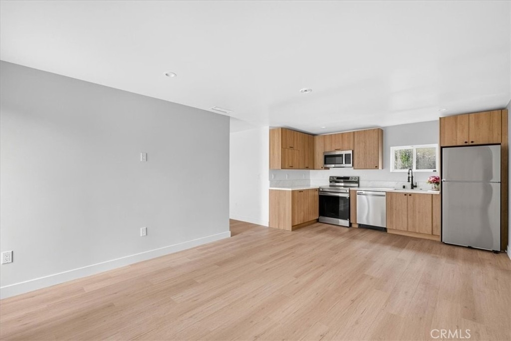 270 11th - Photo 1