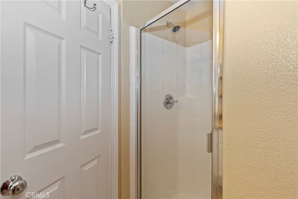 617 Mckenna Street - Photo 4
