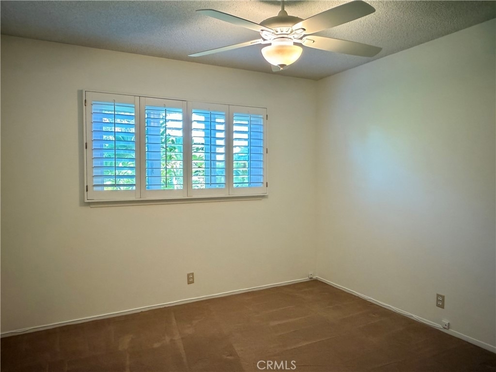 515 W Marbury - Photo 5