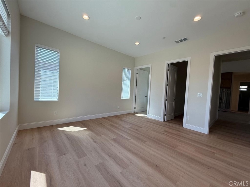 1140 W Donington - Photo 2