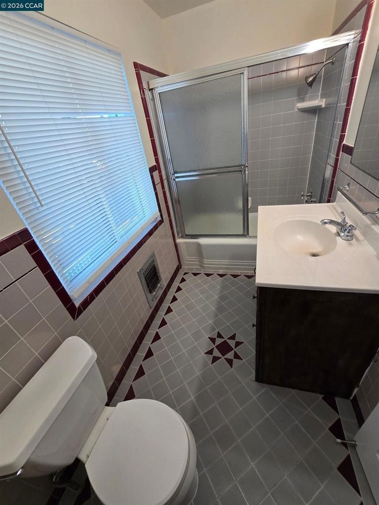 1313 Curtis St - Photo 8