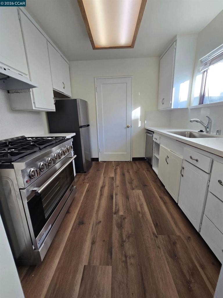 1313 Curtis St - Photo 4