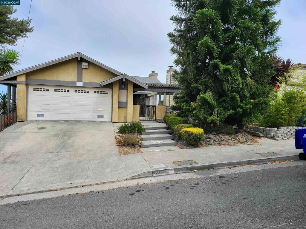 5215 Bayview Ave - Photo 1
