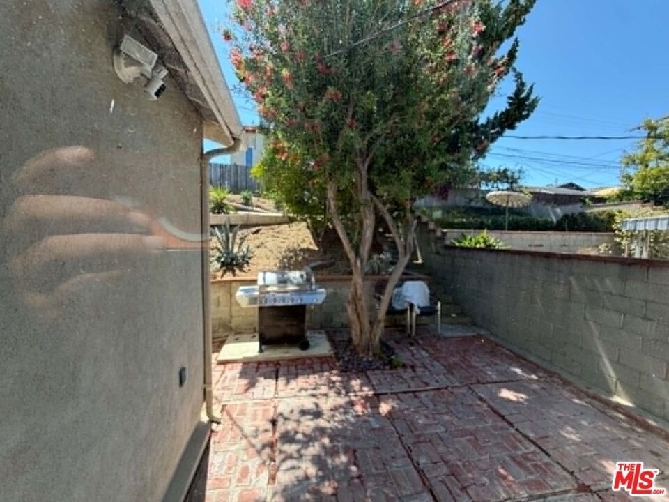 3283 Kelton Avenue - Photo 30