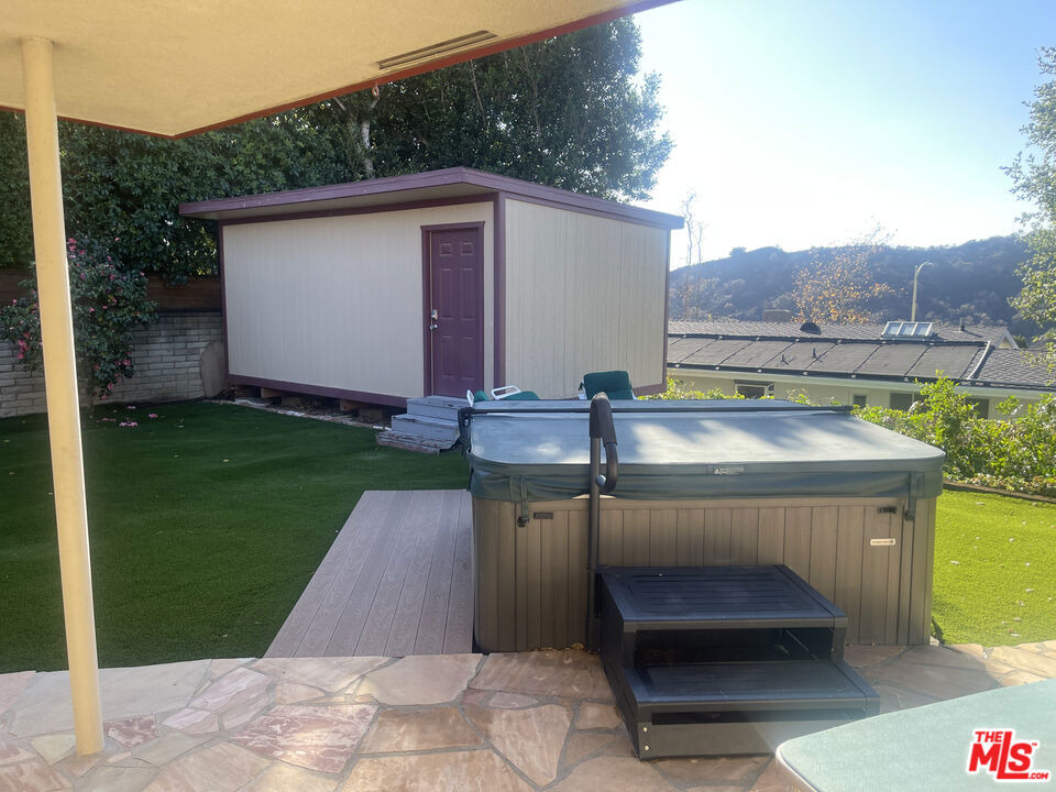 2027 Westridge Road - Photo 24