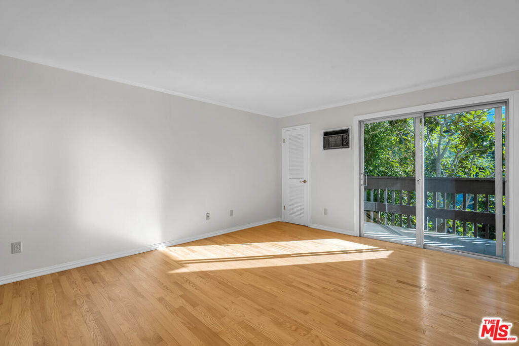 9061 Keith Avenue - Photo 10