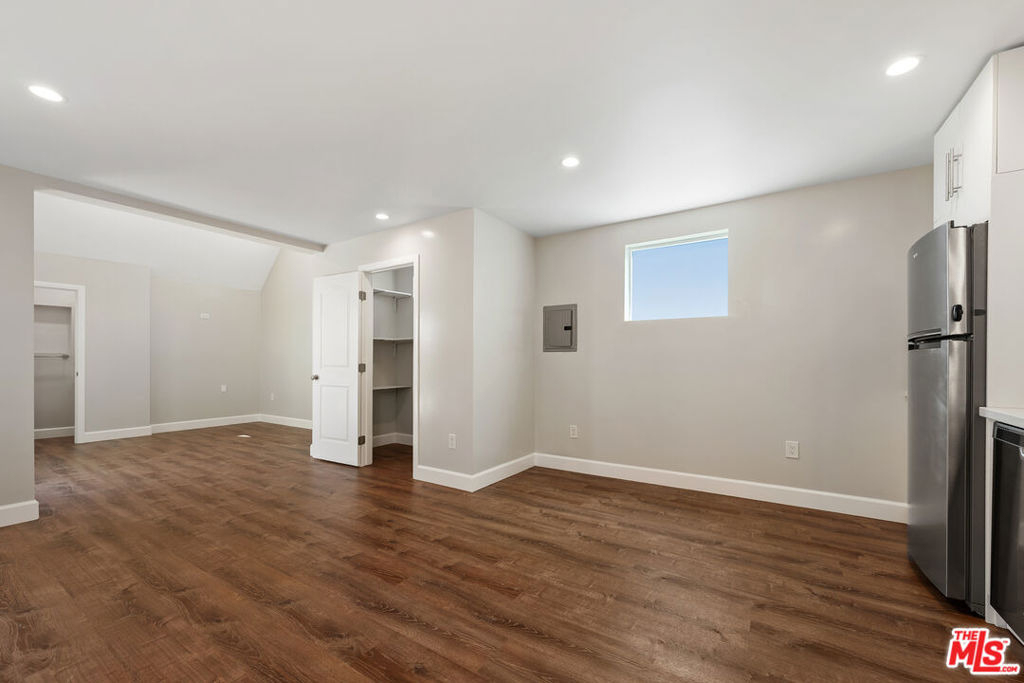 2325 Selby Avenue - Photo 3