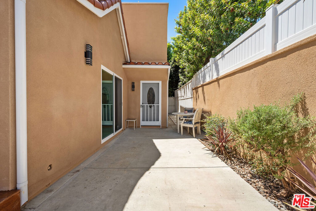 2325 Selby Avenue - Photo 15