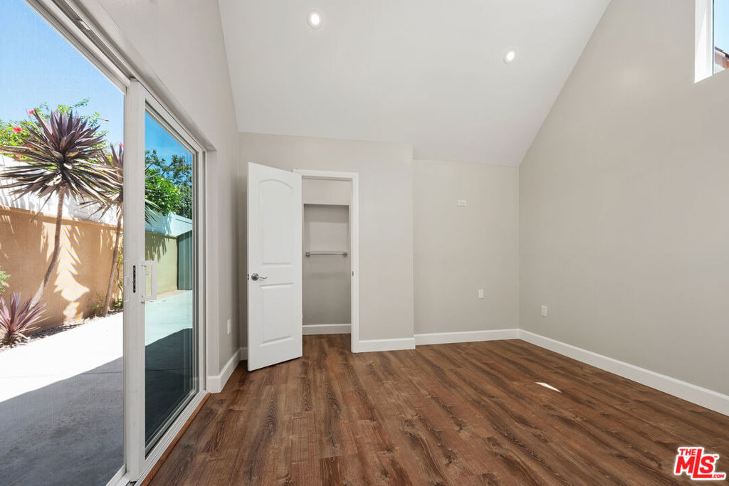 2325 Selby Avenue - Photo 6