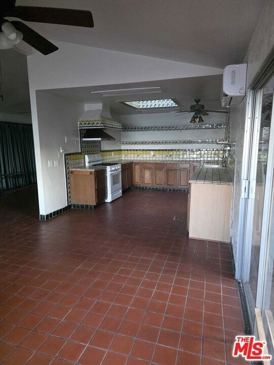 17320 Grand Avenue - Photo 13