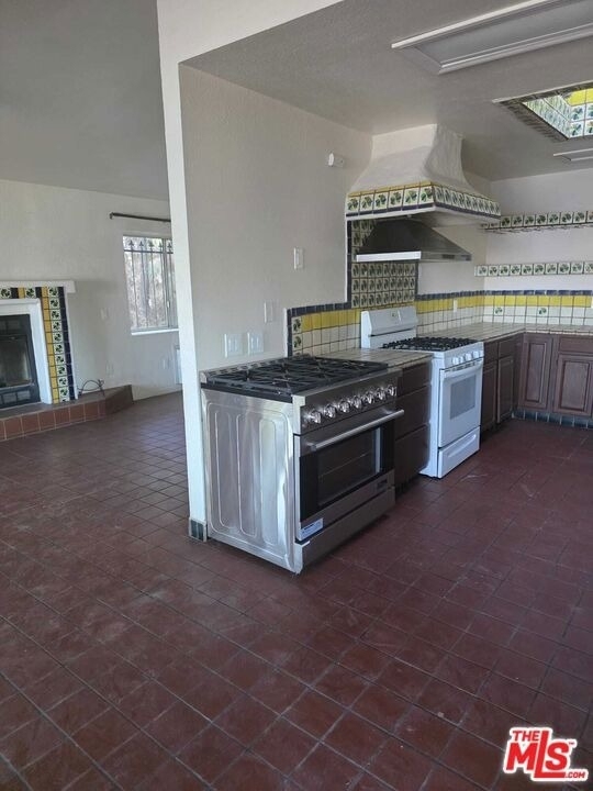 17320 Grand Avenue - Photo 5