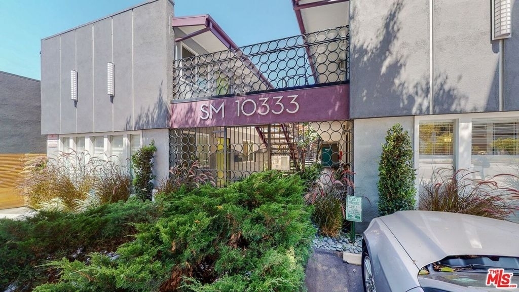 10333 Santa Monica Boulevard - Photo 15