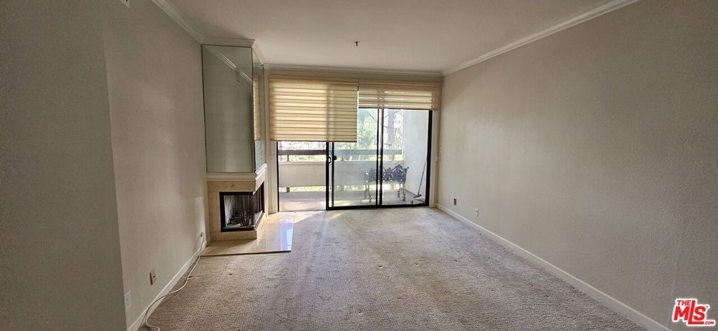 2122 Century Park Lane - Photo 2