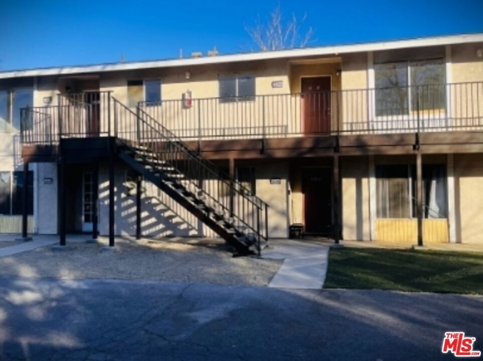 26416 San Jacinto Street - Photo 5