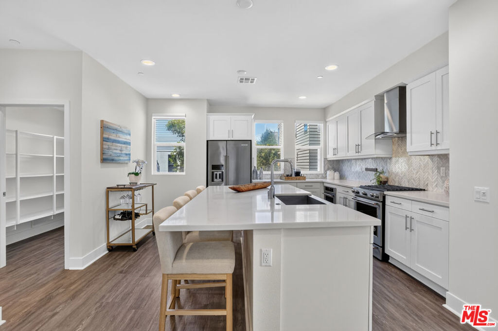 1678 Topanga - Photo 5