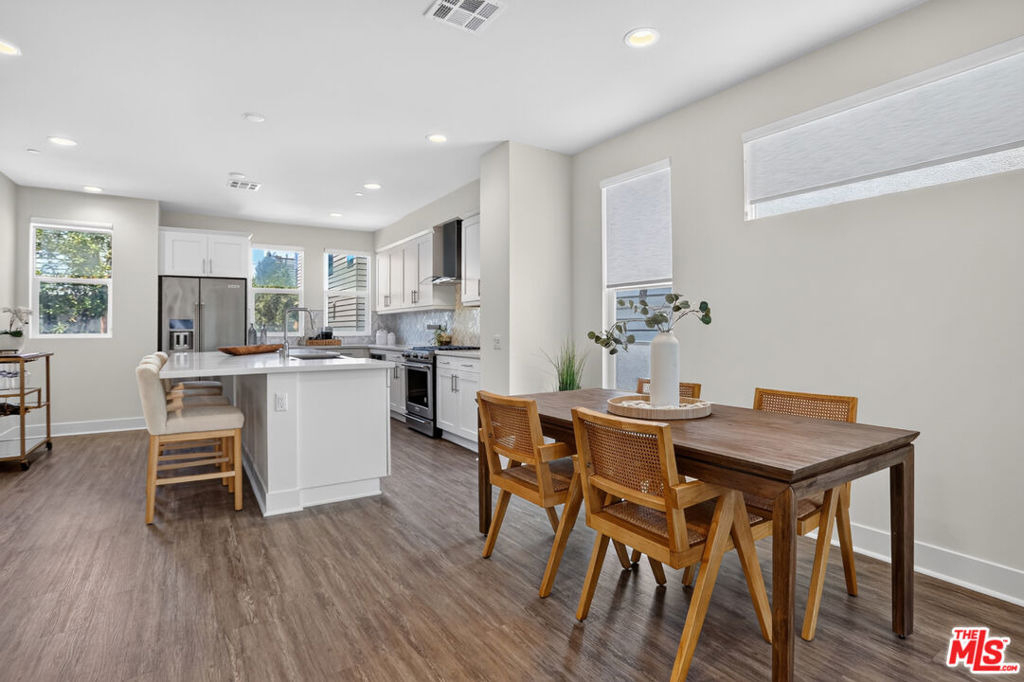 1678 Topanga - Photo 4