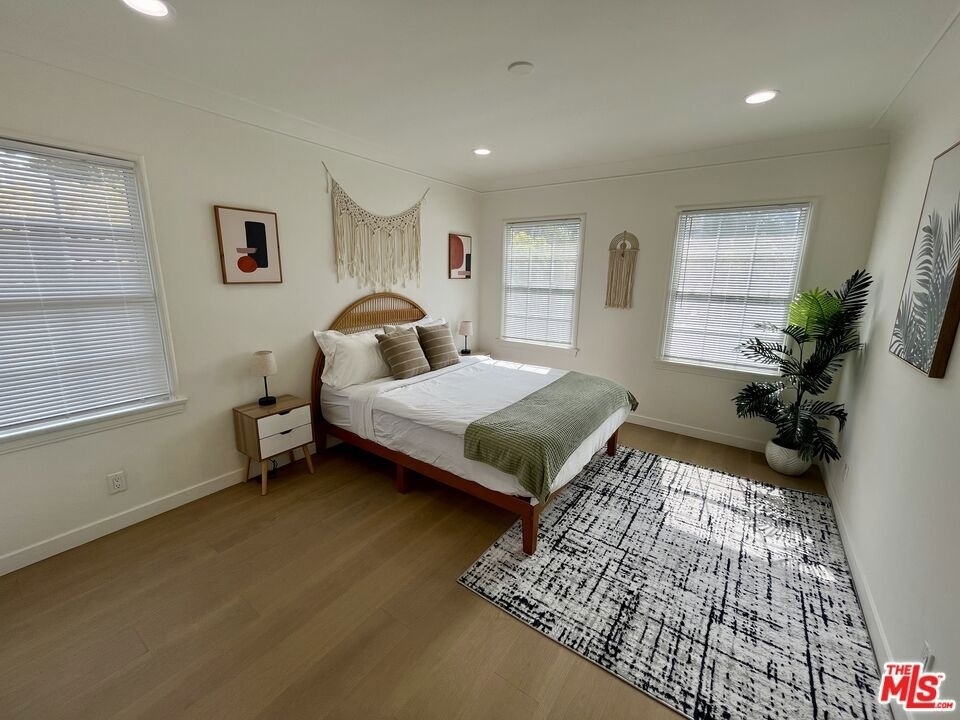 1825 Stearns Drive - Photo 13