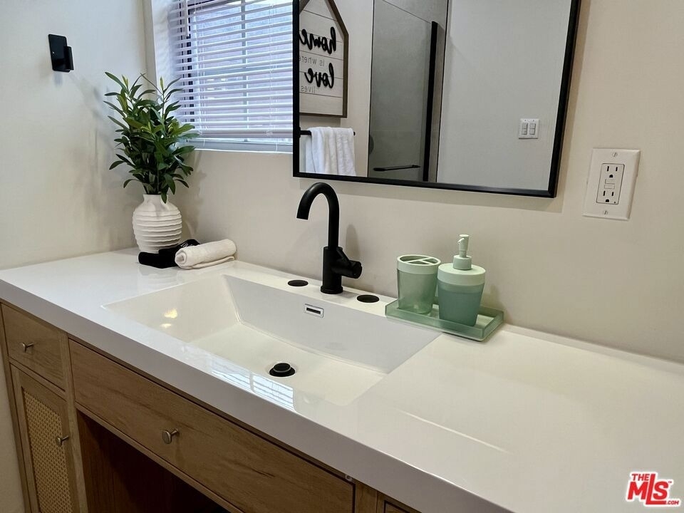 1825 Stearns Drive - Photo 19