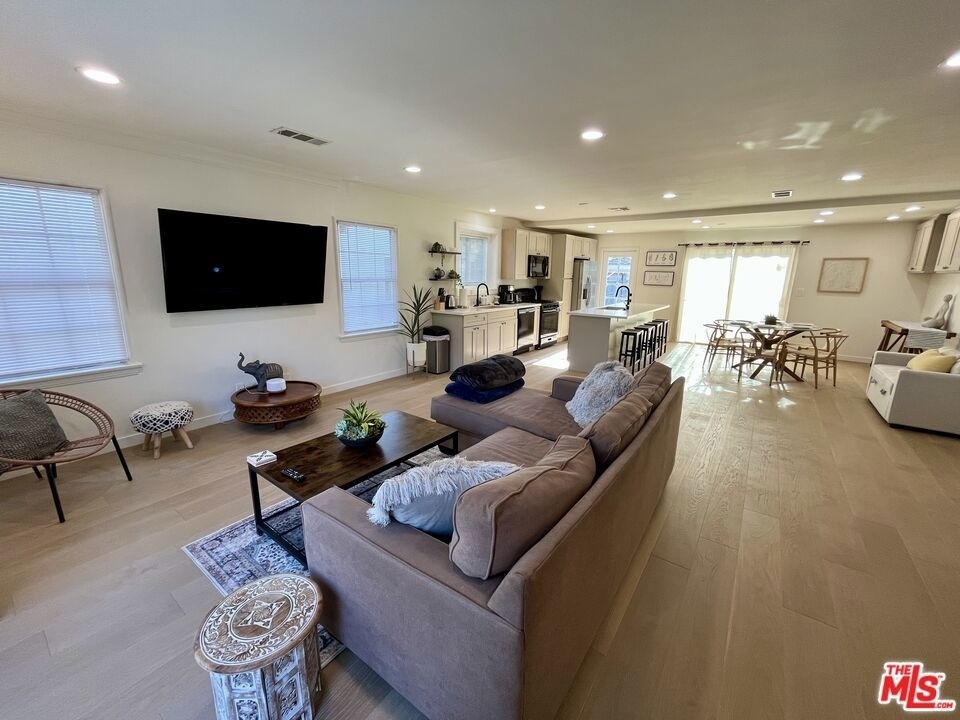 1825 Stearns Drive - Photo 28